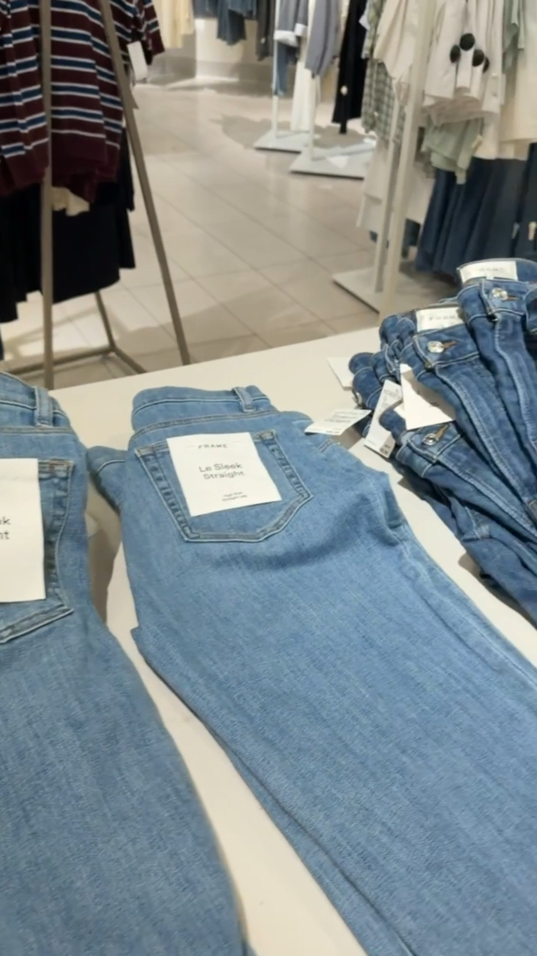 Frame denim has some great options on the Nordstrom Anniversary Sale! Linking a few top picks I tried while shopping in store today! 💕
