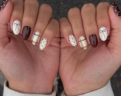 No time for salon? Say less 💅🍂 these Amazon fake nails are the easiest fall upgrade—stick, slay, repeat ✨ #amazonnails #pressonnails #fallnails #backtoschoollooks #nailinspo #ltkstyle #beautyfinds #cozyseasonvibes #trendynails #everydayglam 

 #LTKSeasonal #LTKU #LTKSaleAlert