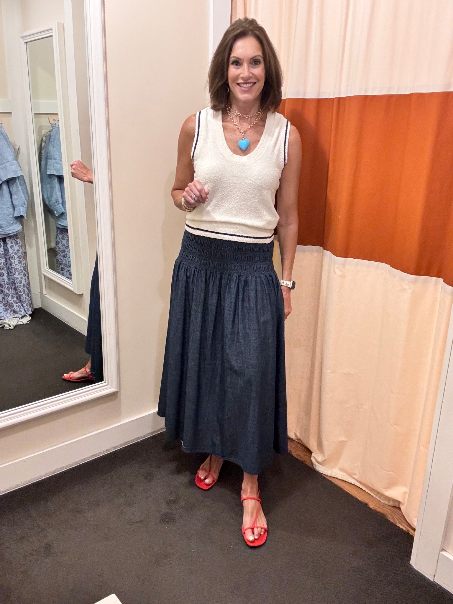 Boucle tank sweater - m
Smocked waist skirt - M


Summer outfit 

#LTKSaleAlert #LTKStyleTip #LTKxMadewell