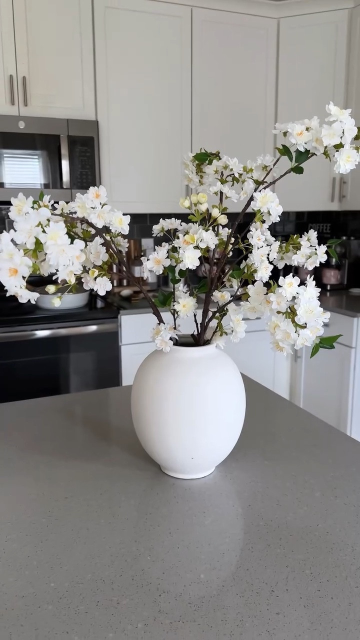 Spring is officially in bloom 🤍🌸

Cherry blossom season just hits different. Soft, romantic, effortless.

spring decor cherry blossom amazon home organic texture soft neutrals spring refresh



#LTKSeasonal #LTKdayinmylife #LTKHome