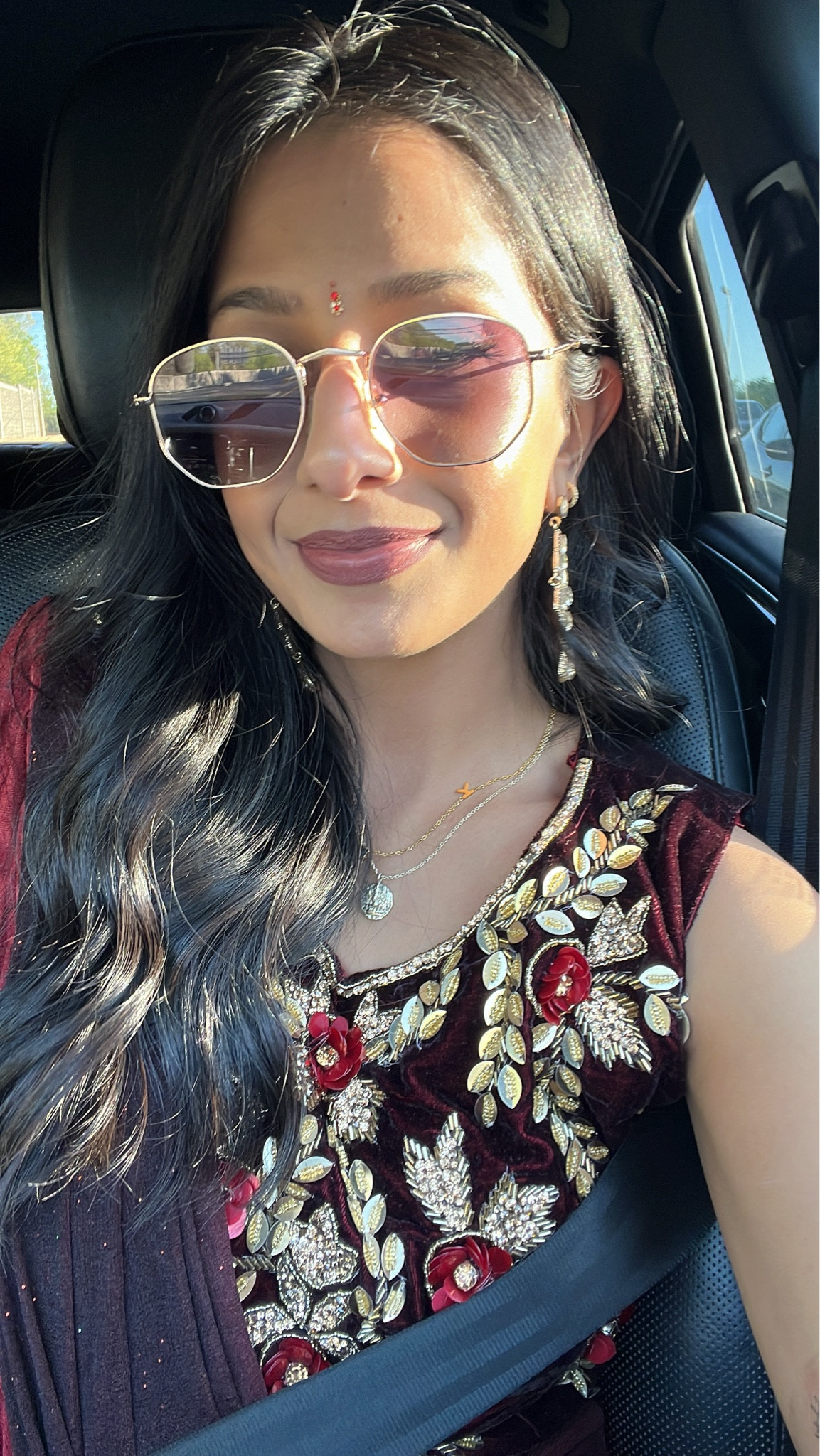 makeup, foundation, live tinted hueglow, glowy skin, Indian wear, Amazon, Sephora

#LTKbeauty #LTKfindsunder50 #LTKstyletip