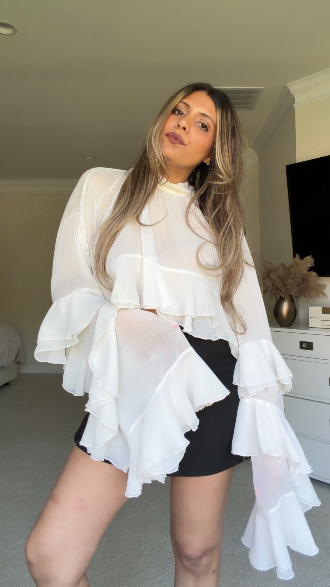 Cutest boho ruffle top

#LTKFestival #LTKMothersDay #LTKootd