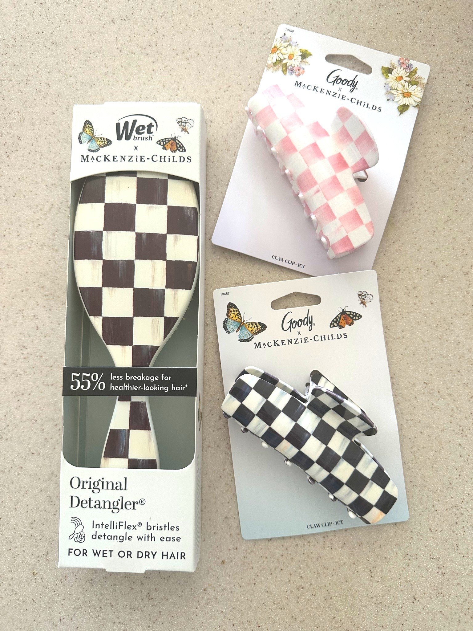 Obsessing over this #MackenzieChilds x #Goodies collaboration! I’ve used the #WetBrush for years 😍💕

#LTKmorningroutine #LTKselfcare #LTKBeauty