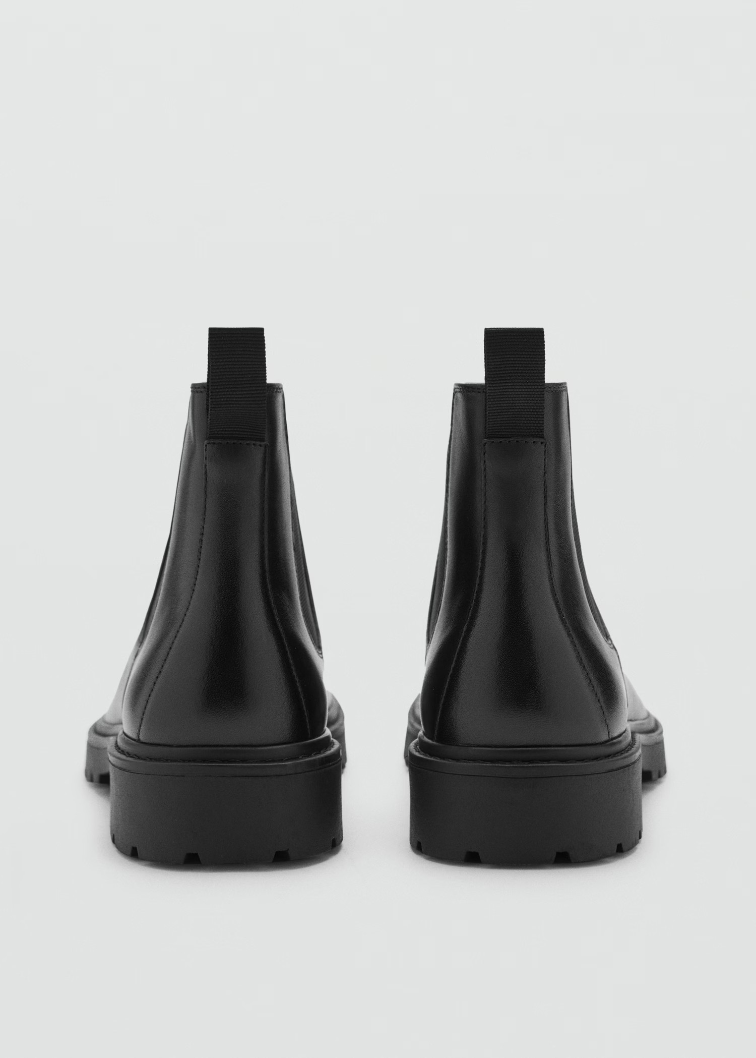 Chelsea leather ankle boots with track sole - Men | MANGO USA | Mango (US/MX/AU)