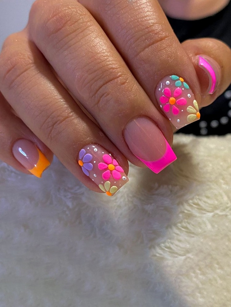 24pcs Short Square Flower Pattern Fake Nail & 1pc Nail File & 1sheet Tape | SHEIN