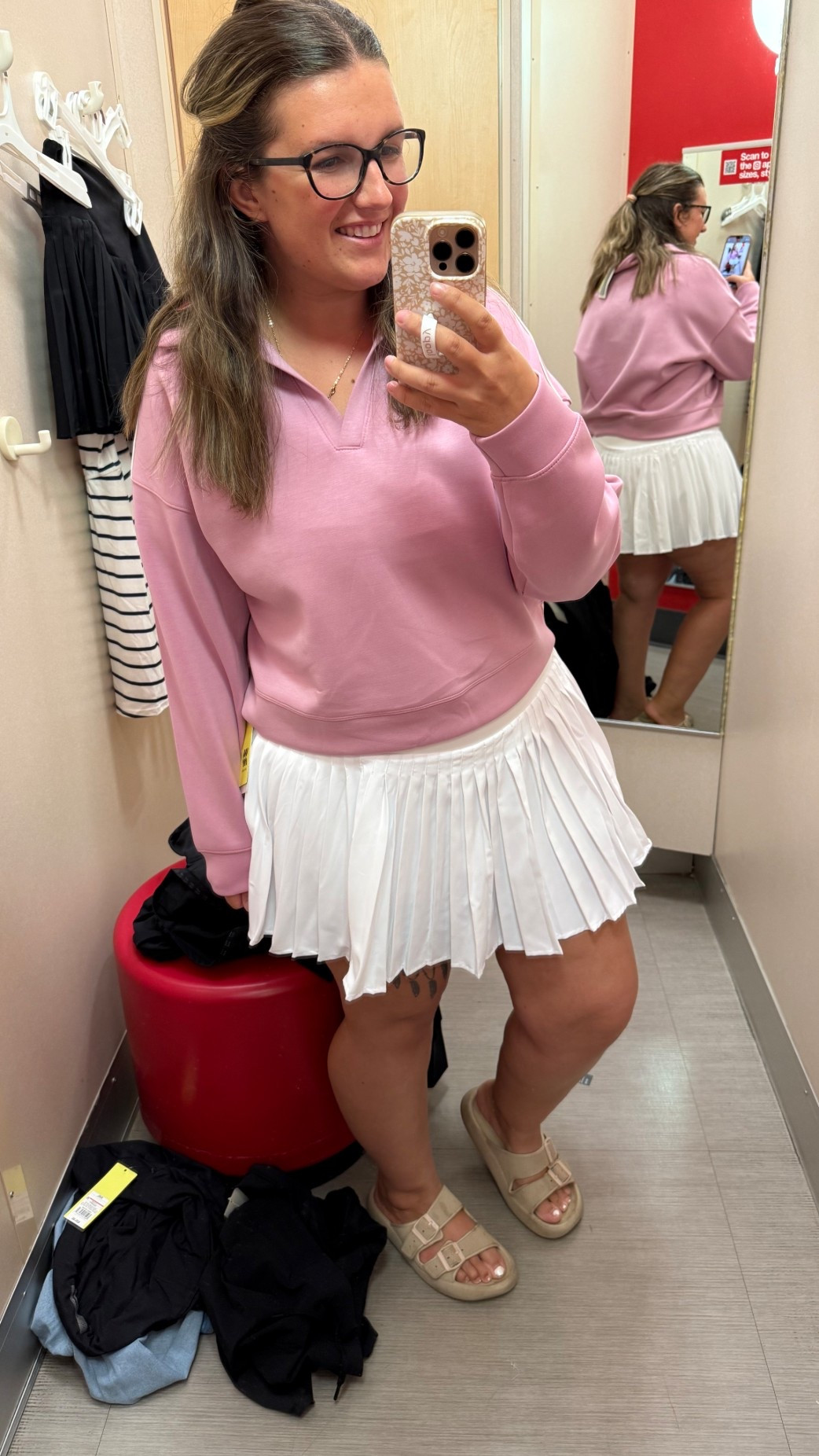 Shirt: xl
Skort: xxl 