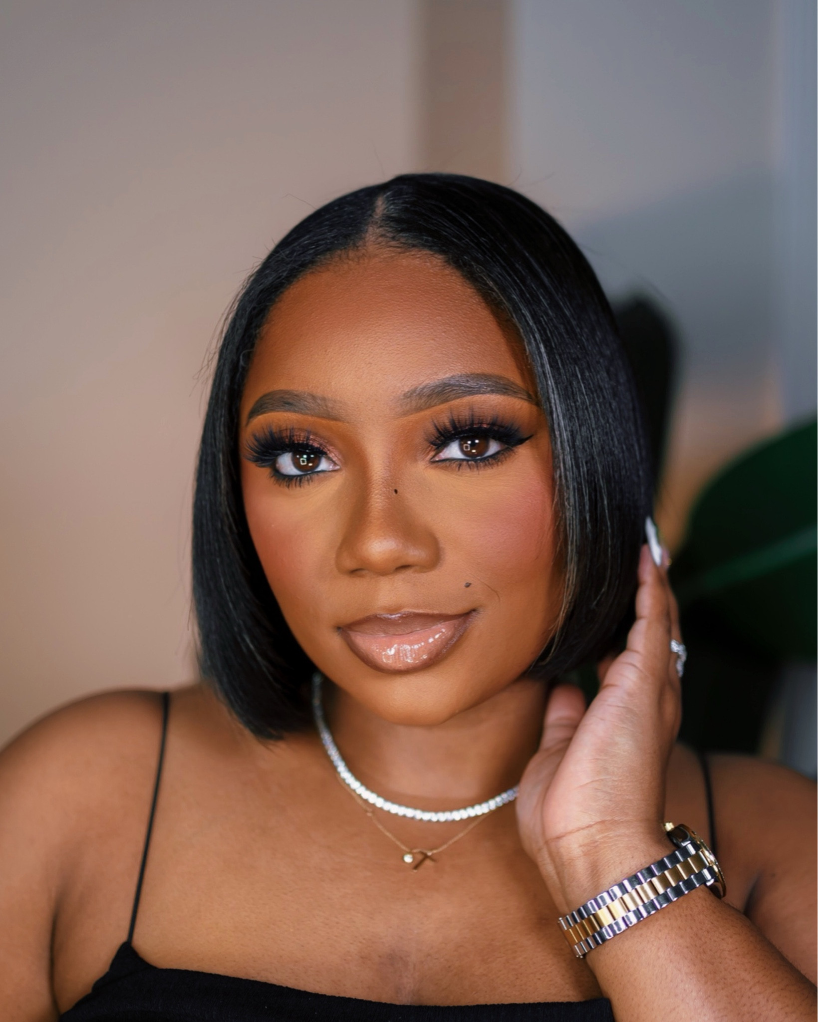 One Size foundation - 25N
Pat McGrath concealer - M20
Too Faced concealer - Chestnut
NARS cream bronzer - Laguna 4
Laura Mercier loose powders - Honey & Medium-Deep
One Size loose powder - Ultra Peach
MAC Studio Fix powders - NC50 & NW45
Pat McGrath bronzer - Bronze Divinity
Haus Labs blushes - French Rosette & Fire Moon

#LTKbeauty