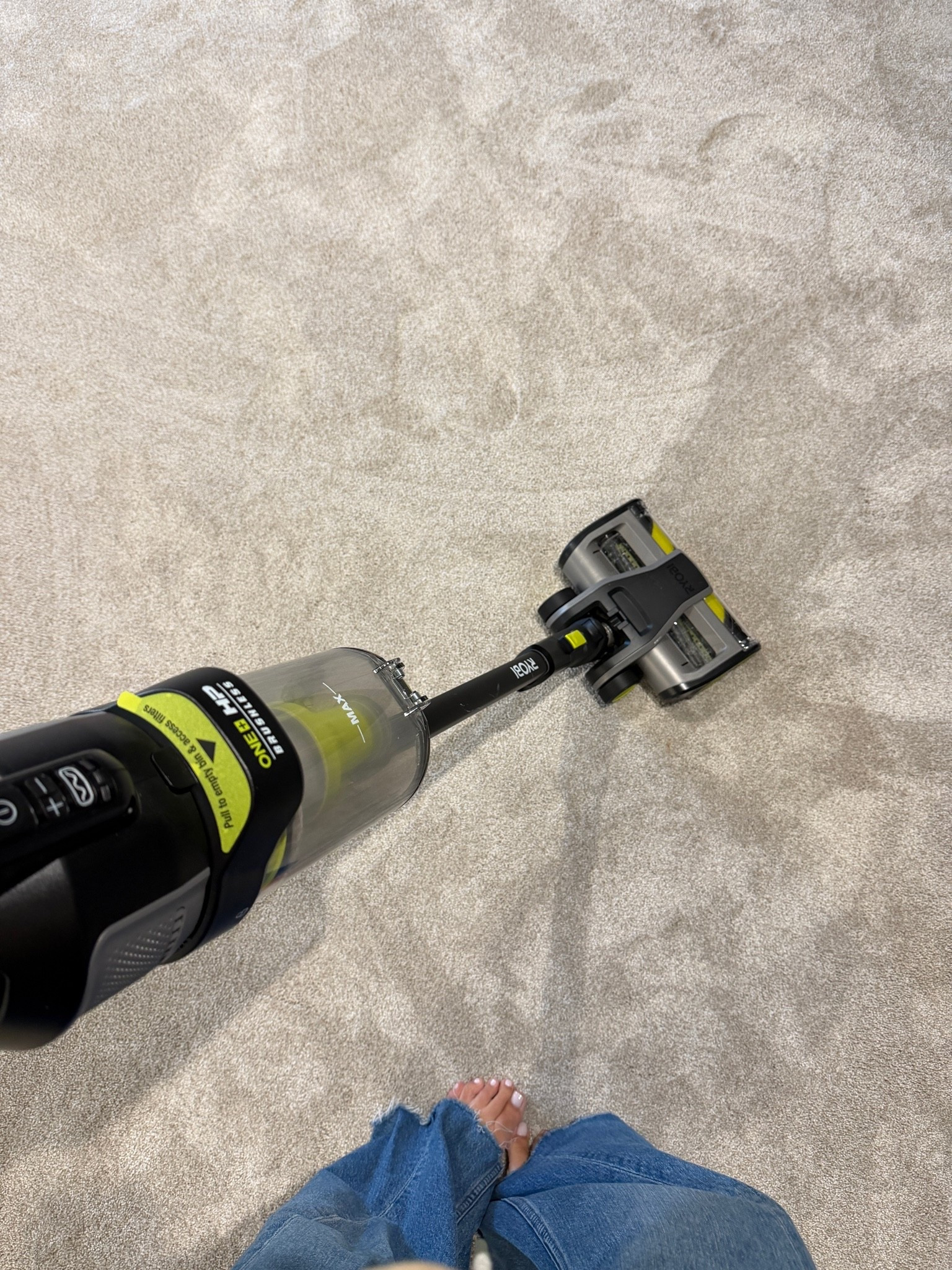 The best vacuum 🤌🏼

#LTKdayinmylife #LTKmomlife #LTKHome