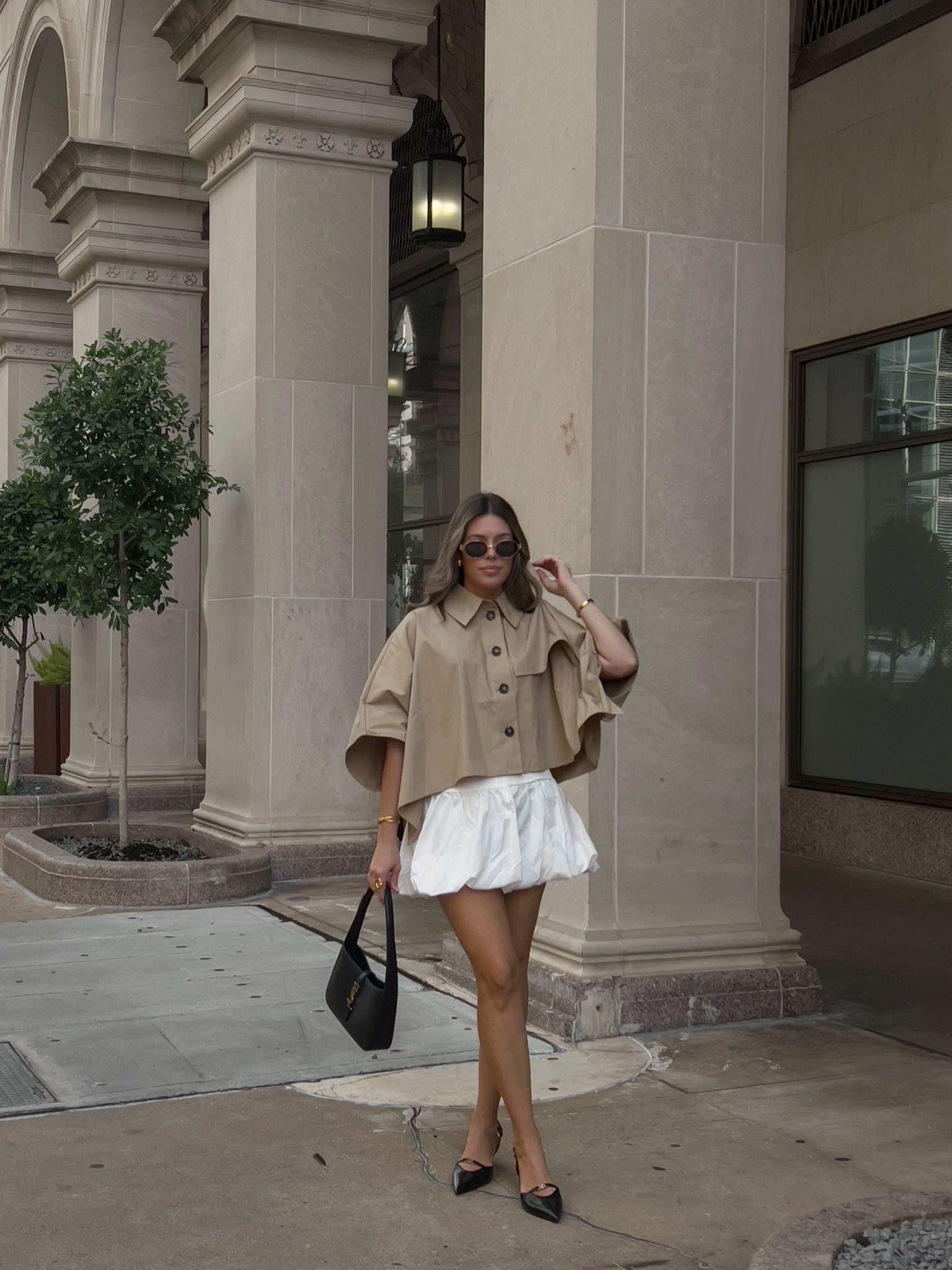 Cos cropped trench, white bubble skirt, fall outfits 

#LTKStyleTip