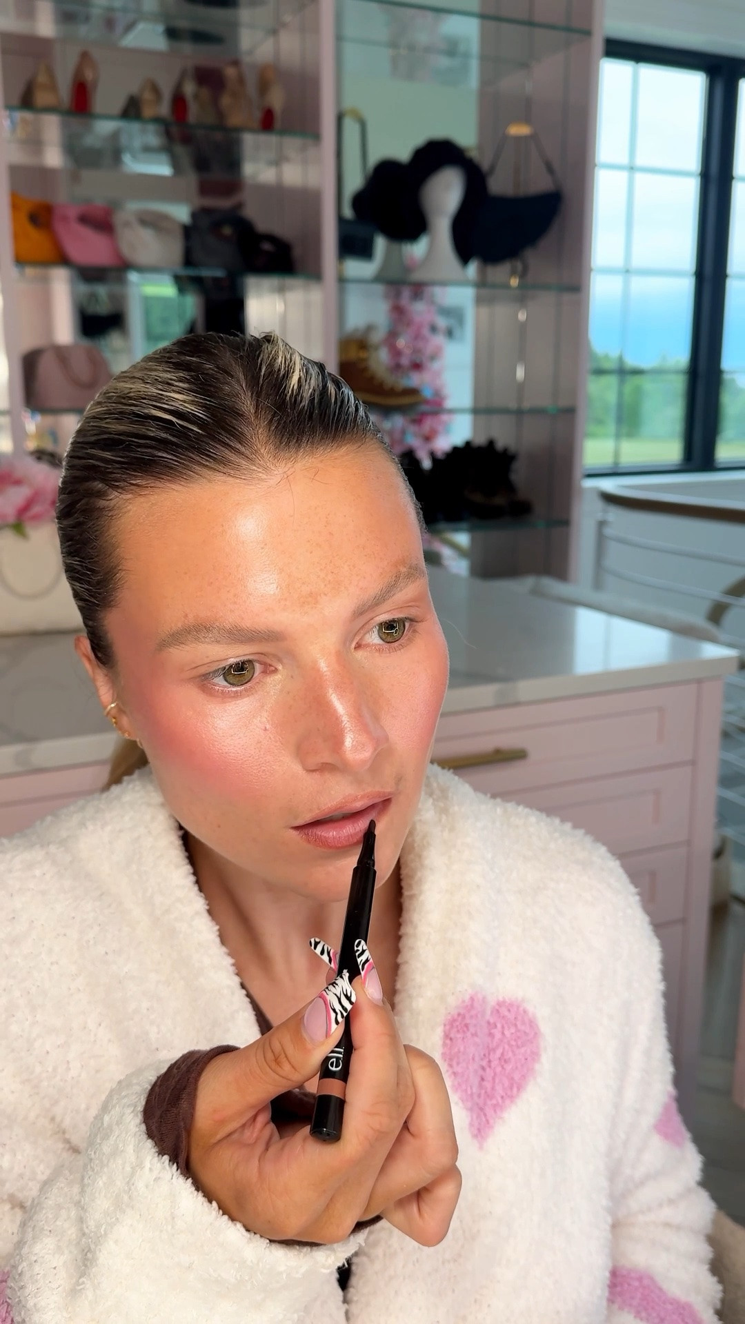 Full face of new beauty products 🤭💕👏🏼✨ obsessed!!!! @Merit

#LTKBeauty #LTKSeasonal