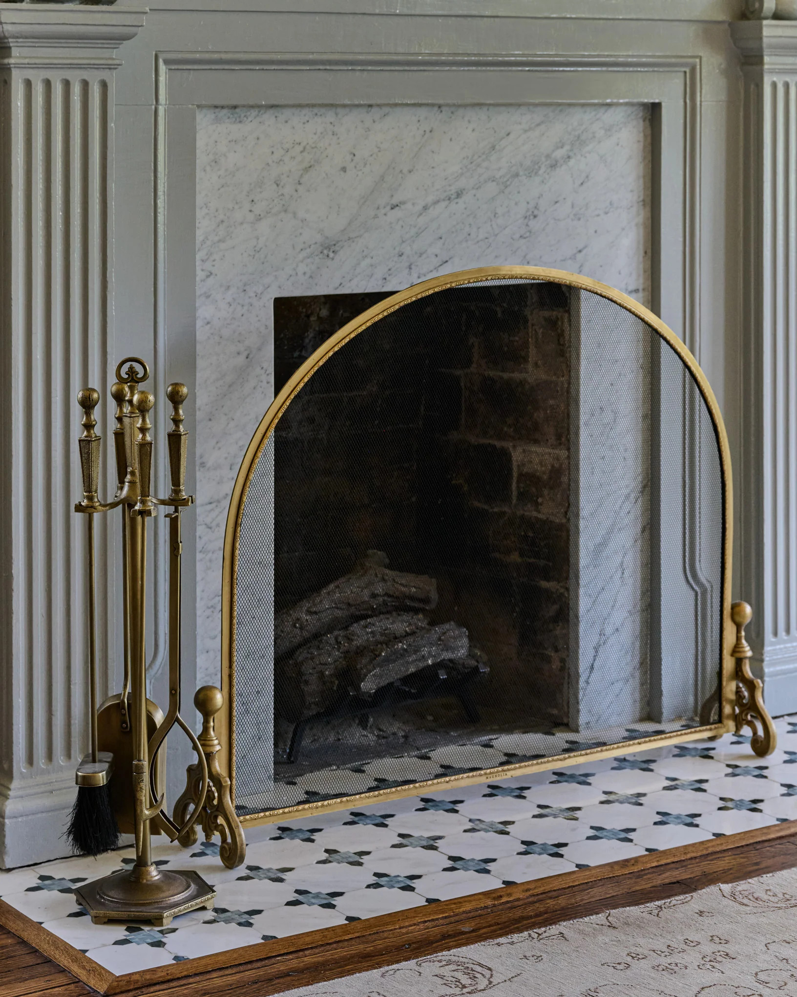 Vienna Arched Fireplace Screen | Magnolia