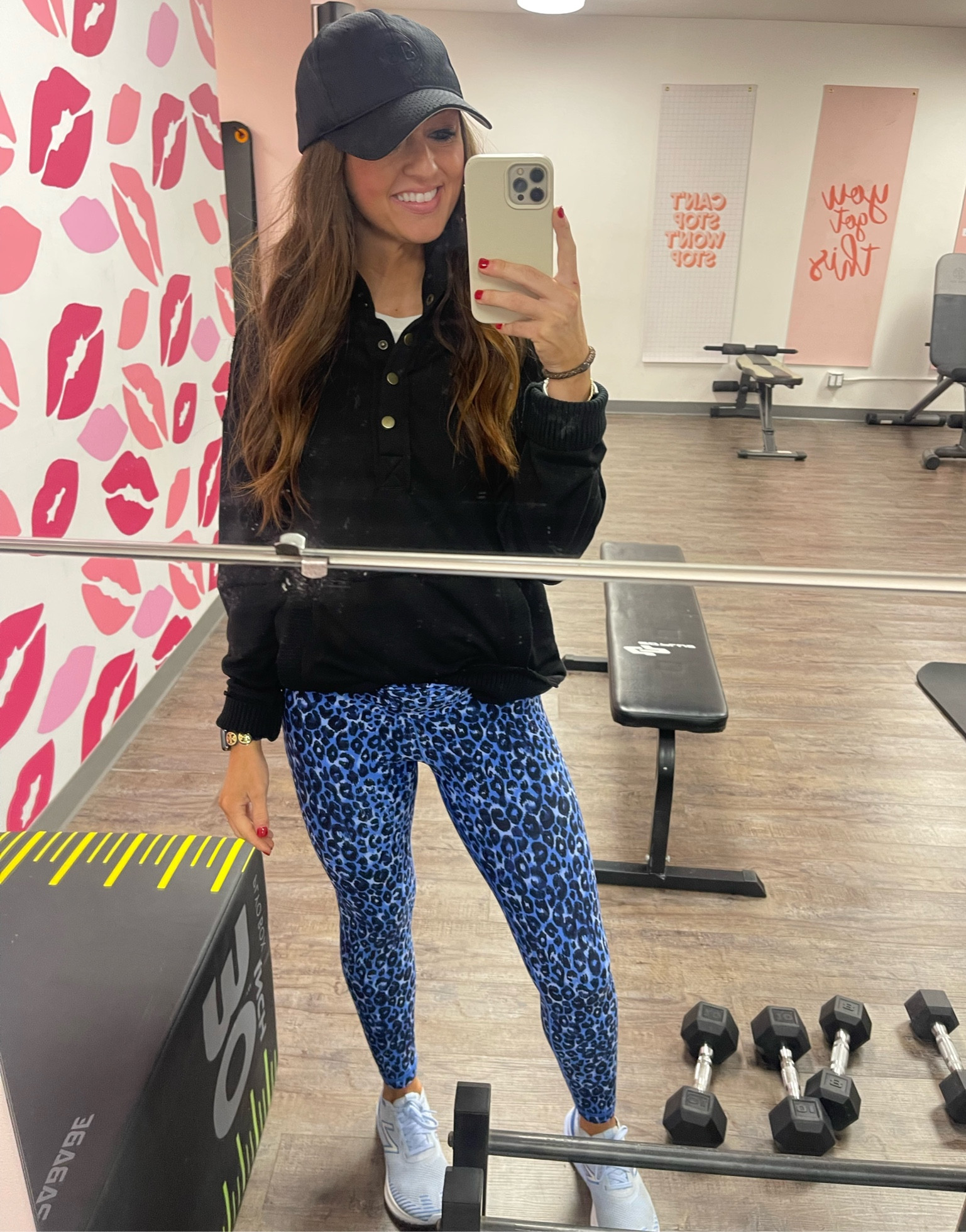 Adding some color with my all time favorite leggings 💙 Womens fitness finds, winter workout wear, fitness 

#LTKfitness #LTKshoecrush #LTKfindsunder50