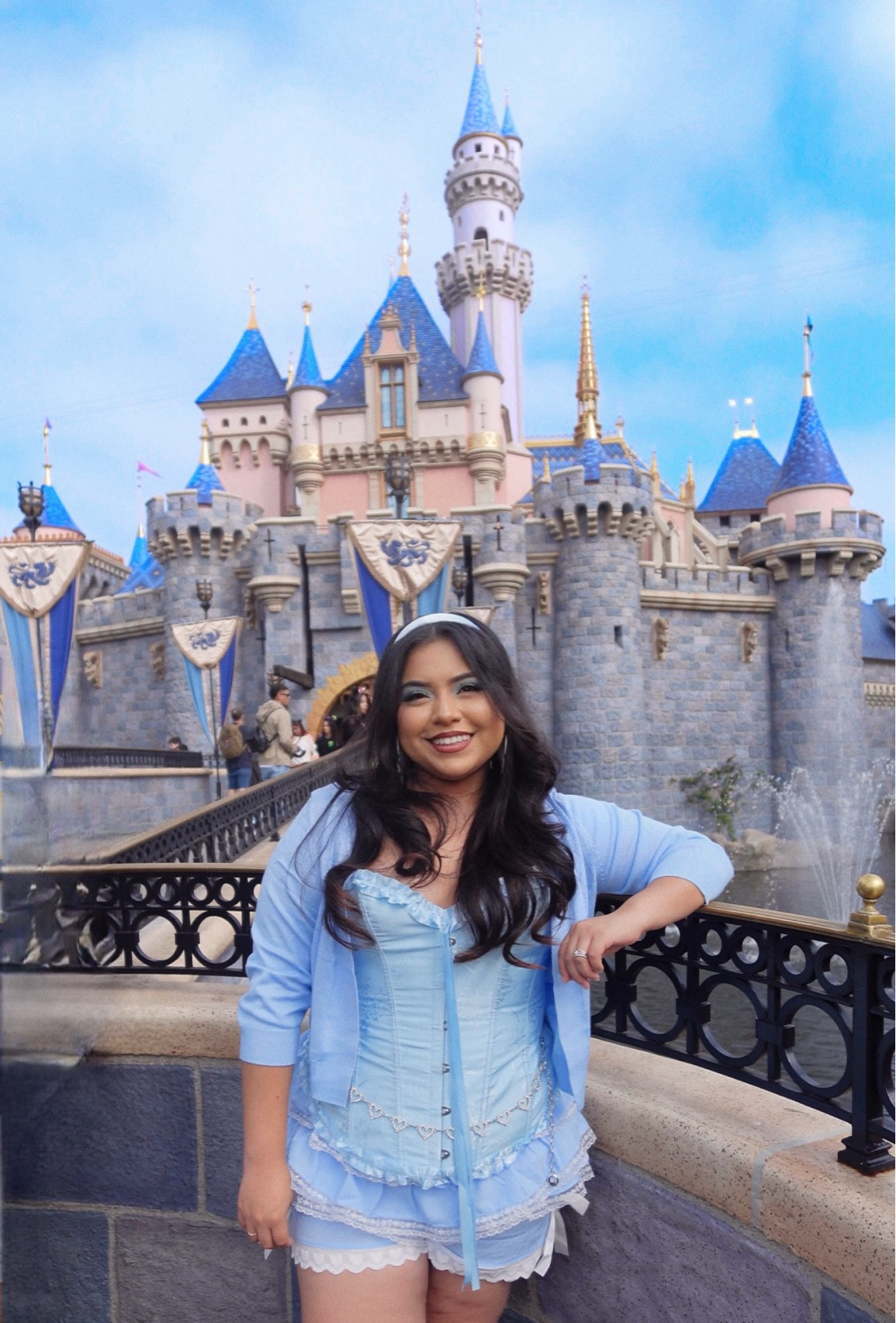 Cinderella costume / Disney bound 🩵✨ #disney #disneyland

#LTKStyleTip #LTKFindsUnder100 #LTKMidsize