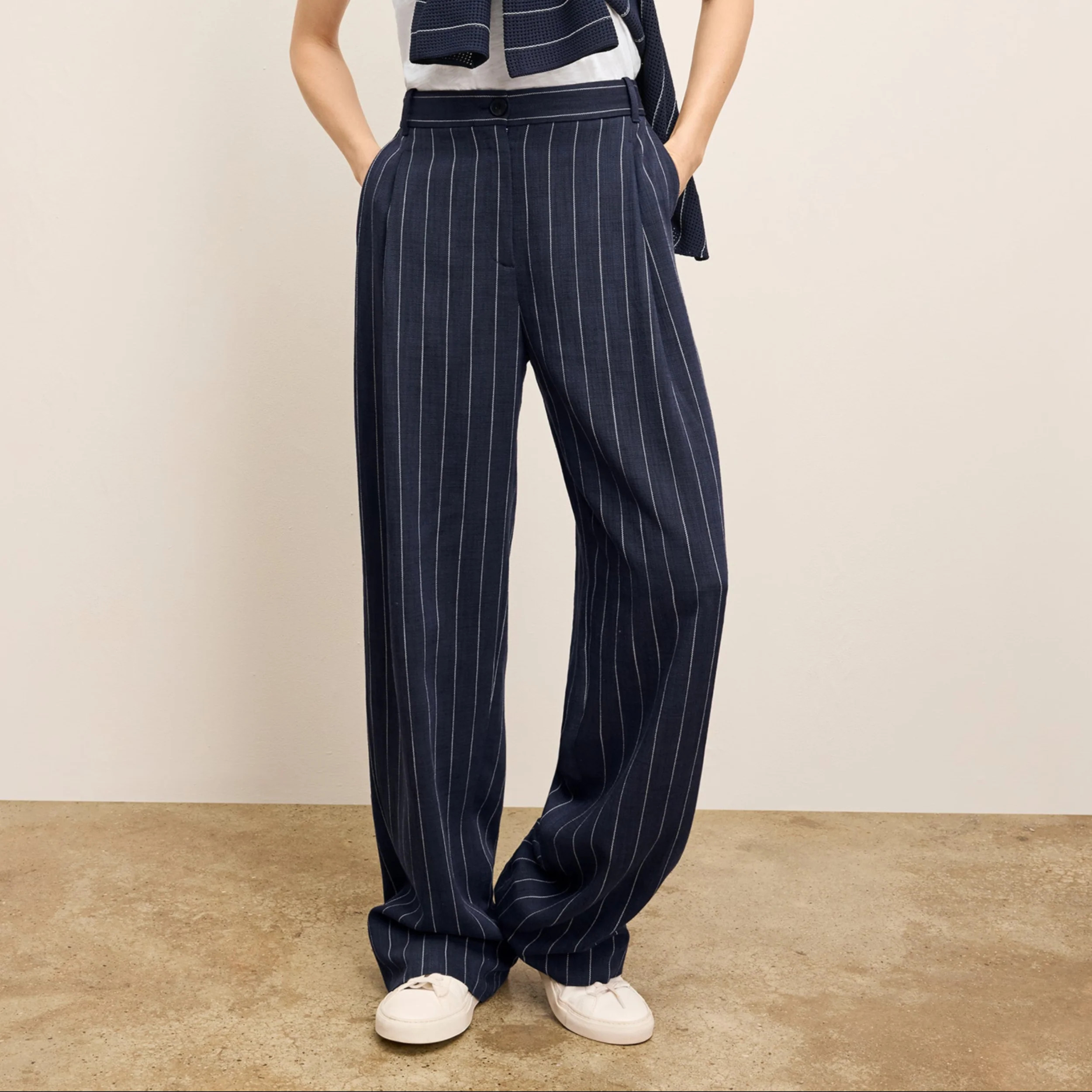 Fitz Pleated Trouser - Summer Pinstripe :: Navy/Ivory | MM LaFleur