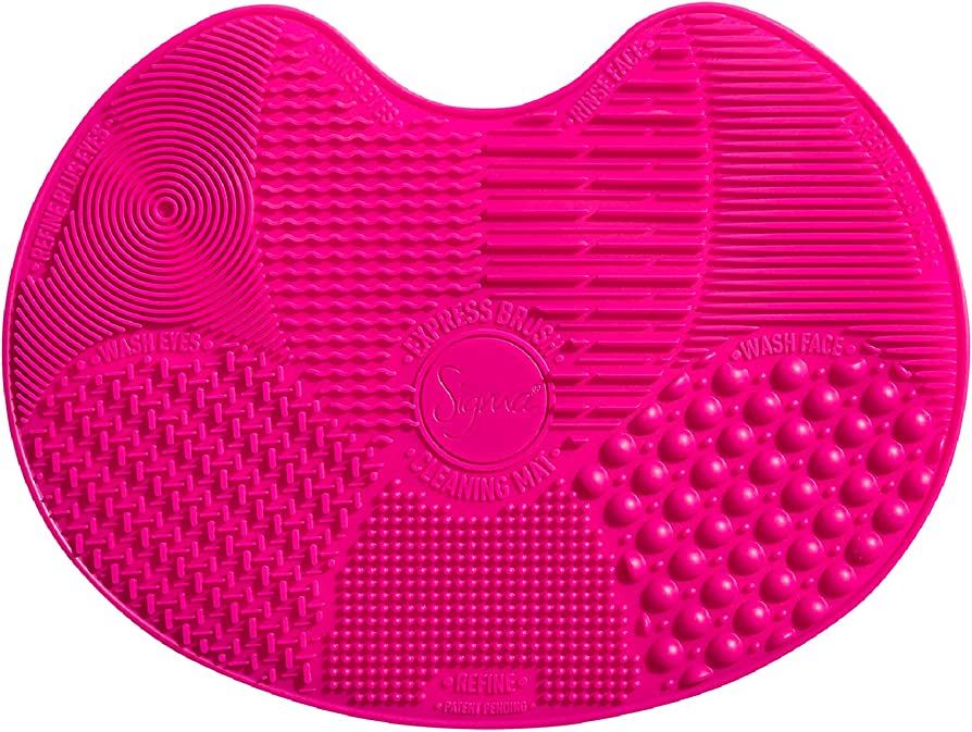 Sigma Beauty Sigma Spa Express Silicone Brush Cleaning Mat w/Suction Cups & Compact Design, Perfe... | Amazon (US)