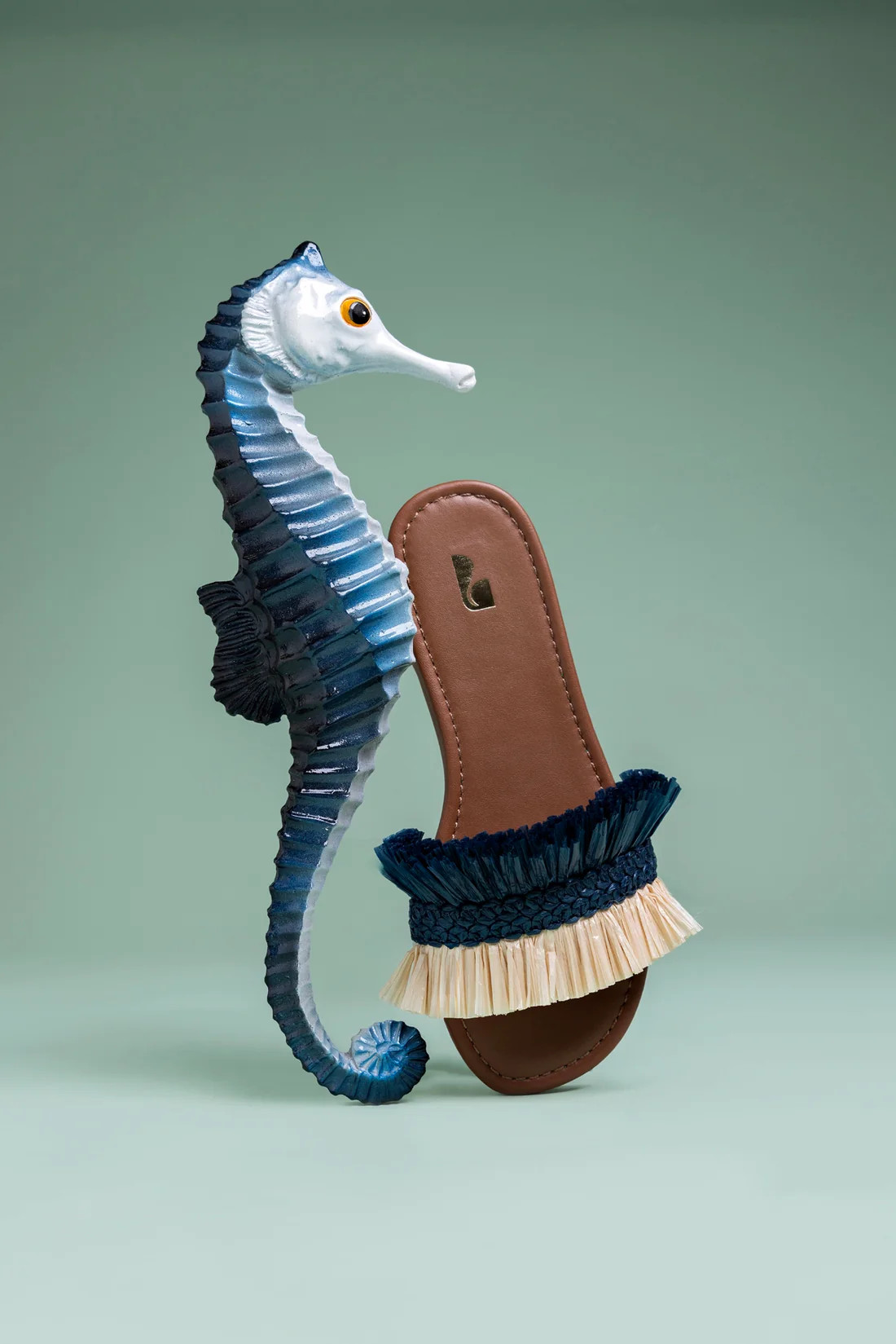 Bahia Fringe Flat In Beige And Navy Raffia | Larroude
