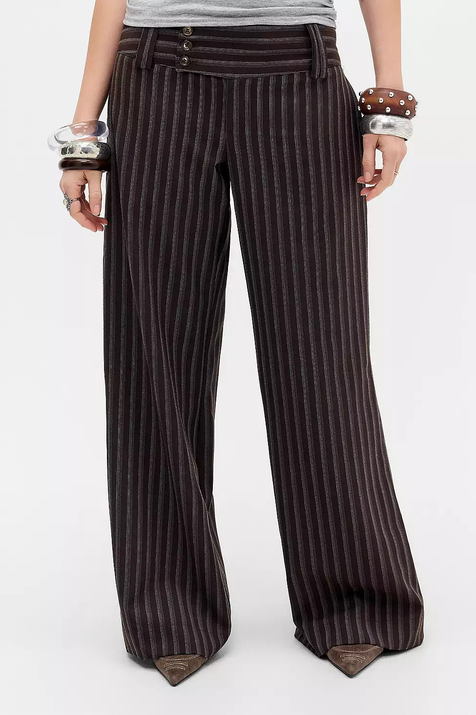 UO Charlie Low Rise Flared Trousers | Urban Outfitters UK