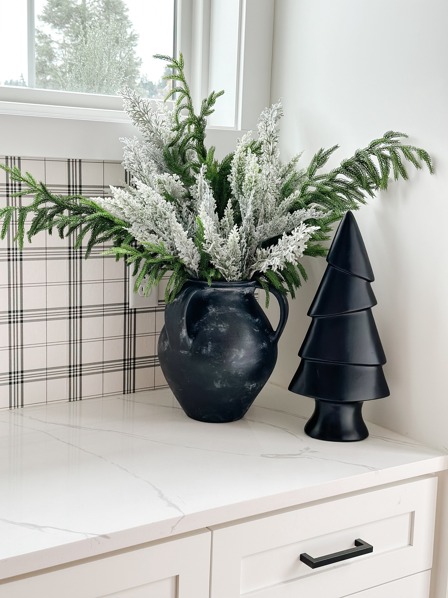 Bought this NEW vase to make a seasonal arrangement. I had been eyeing this piece for a while now. I got a gift certificate for my birthday and this was one of the treasures I bought 🖤

#LTKHoliday #LTKSeasonal #LTKHome