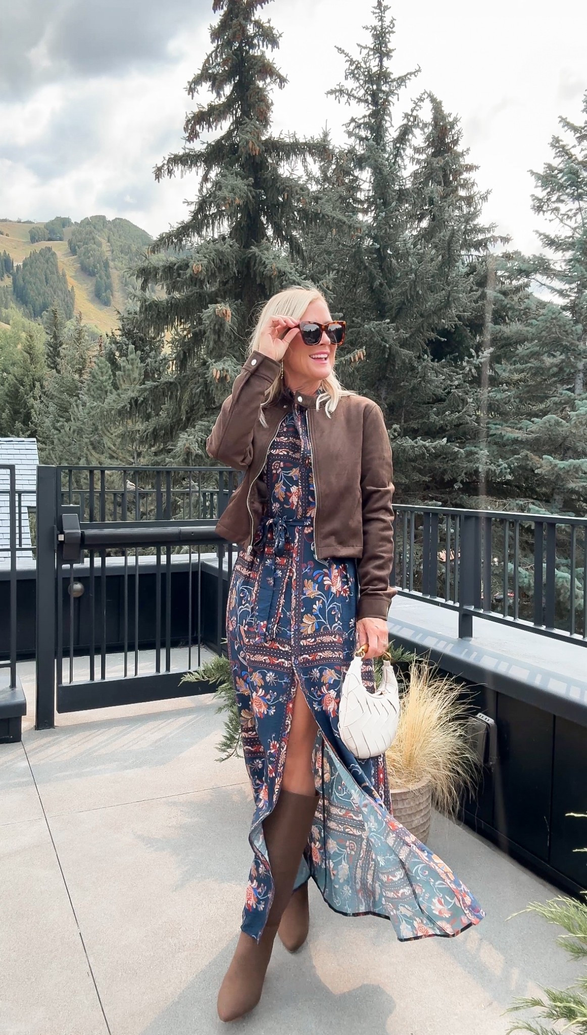 Dress: SMALL
Jacket: SMALL