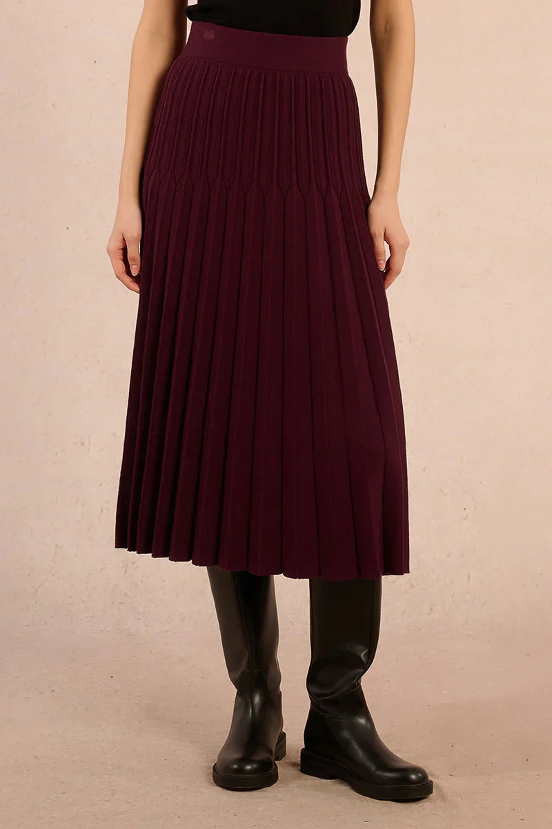 Pleated Midi Skirt Burgundy / Small | Refinery