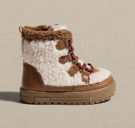 40% off baby sherpa boots 

#LTKSeasonal #LTKsalealert #LTKbaby