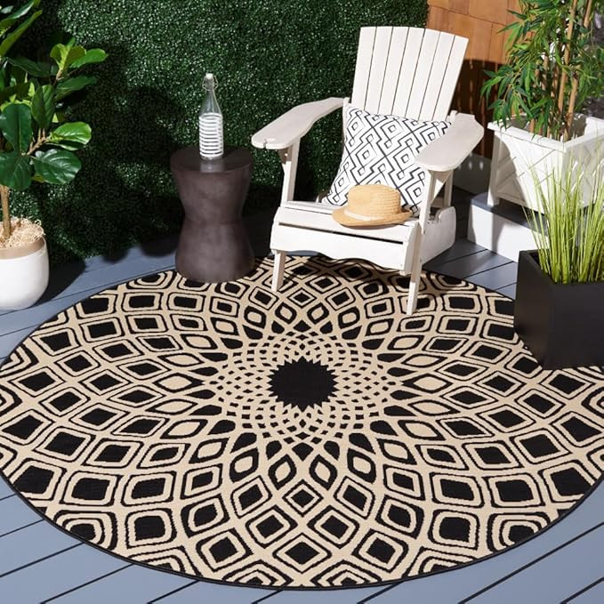 SAFAVIEH Courtyard Collection Area Rug - 6'7" Round, Black & Beige, Non-Shedding & Easy Care, Ind... | Amazon (US)