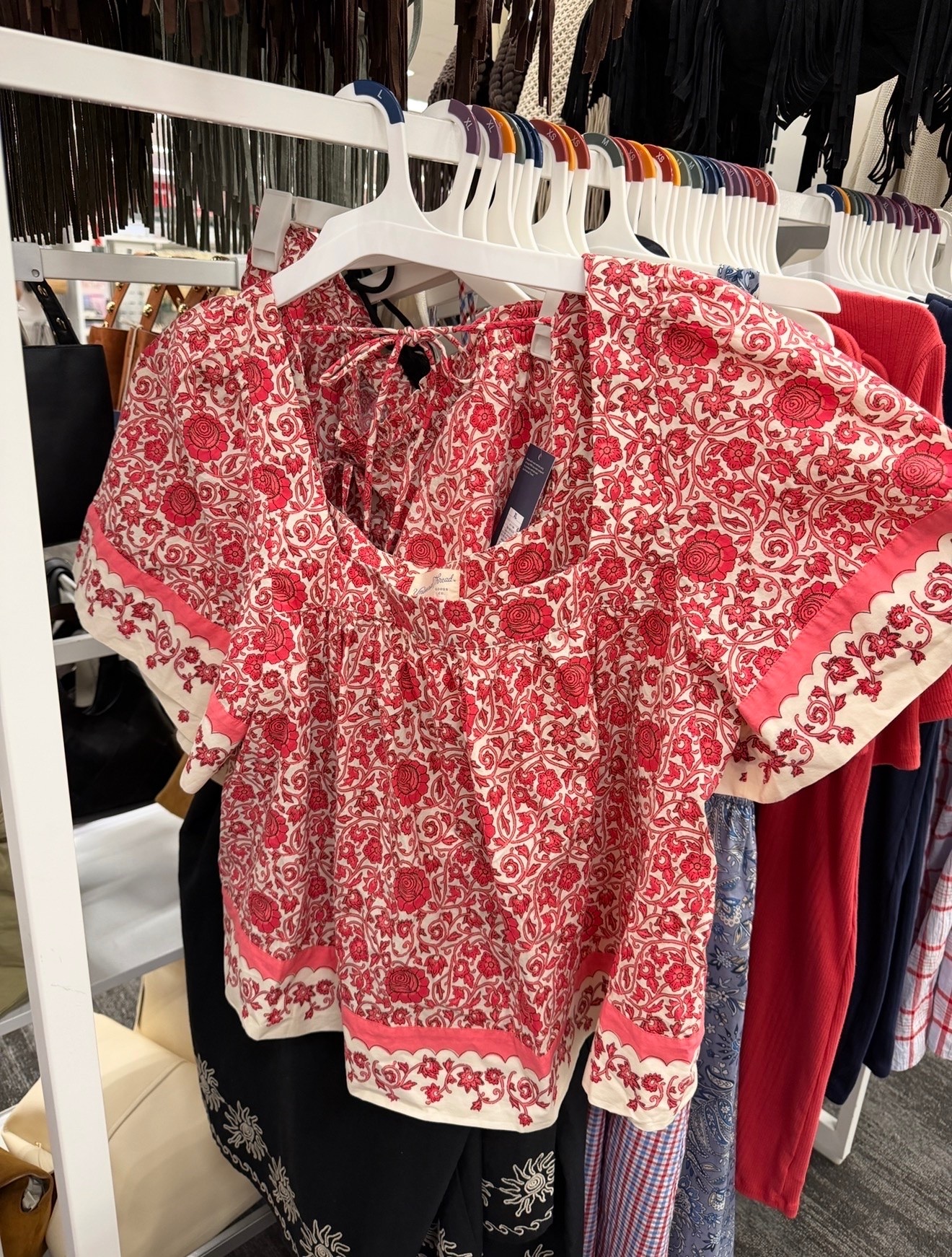 Snap this picture when I saw it in store so I could order online and I’m glad I waited. Because it’s on MAJOR SALE!

#LTKSaleAlert #LTKU #LTKootd