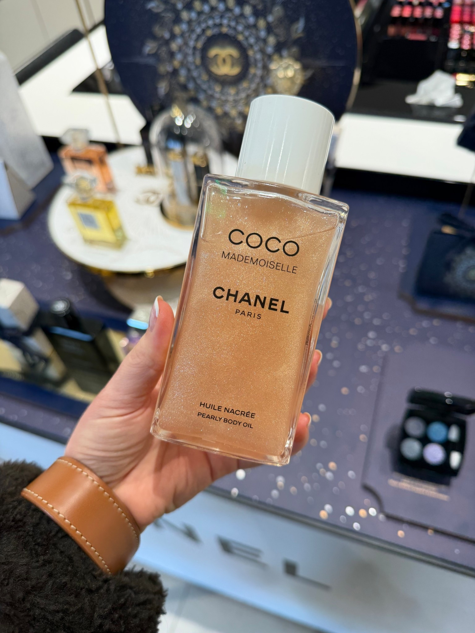 Gift idea!! It’s definitely $$$ but if you love the Tom Ford Body Oil this is a great gift idea ✨✨✨ Also linked the Tom ford mini ($40) great for a gift exchange and the other ($110) I’ve gone through 2 full bottles and excited to try the Chanel version!

I linked the No.5 silver bottle and personally it’s too strong for me. The rose glitter is subtle but great! 

#LTKGiftGuide #LTKHoliday