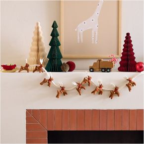 Santa's Sleigh Felt Garland | West Elm (US)