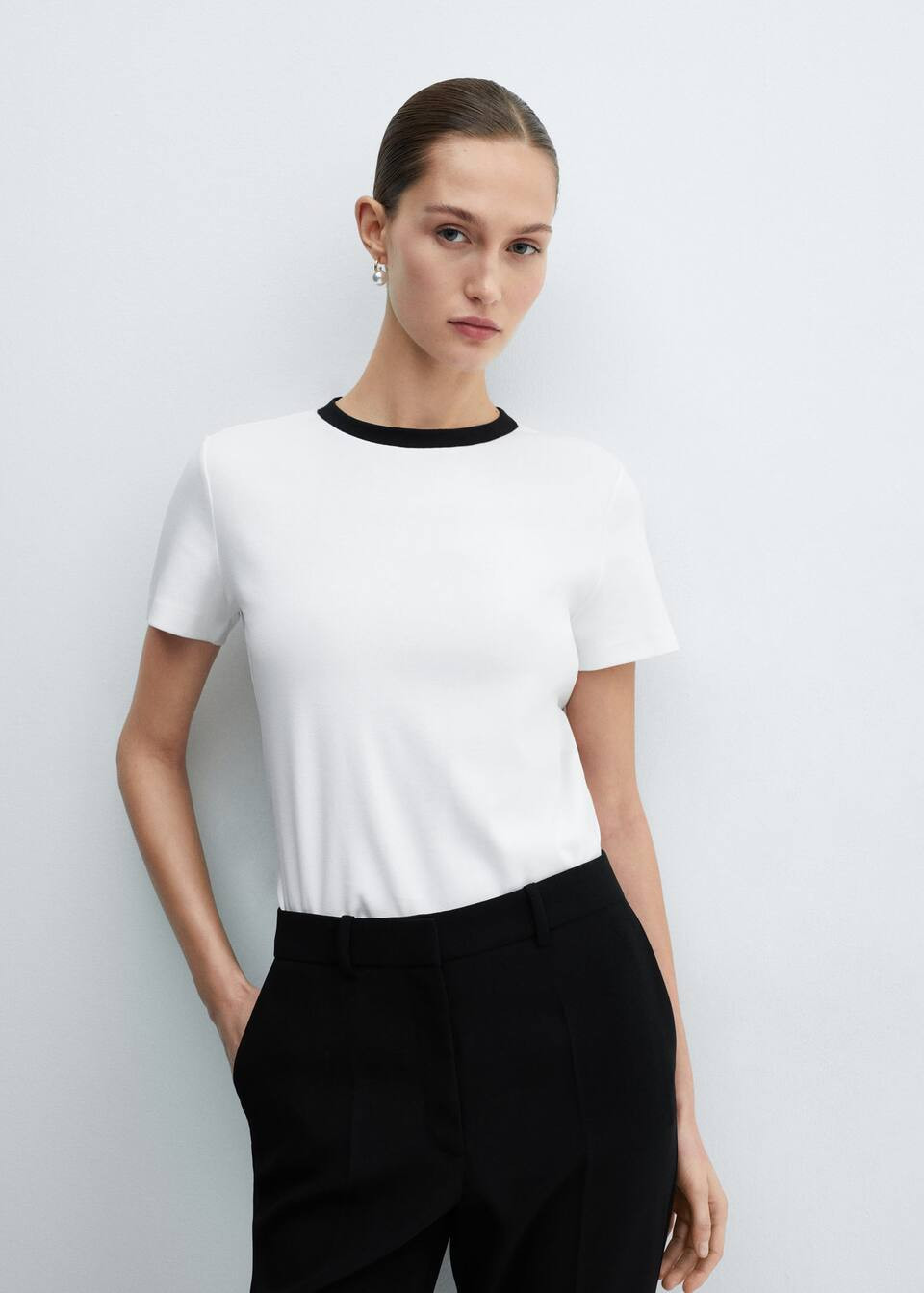 Contrasting collar cotton t-shirt | MANGO (US)