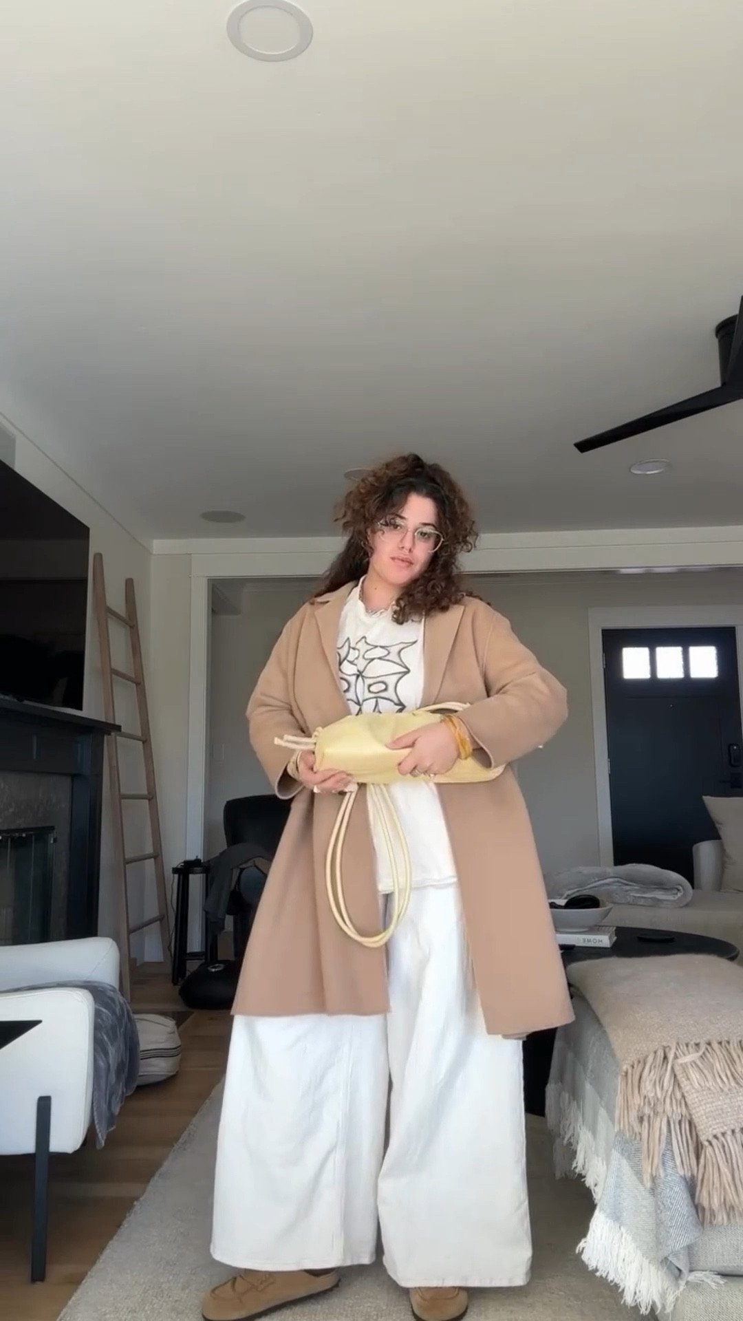 I can’t wait to wear it as a clutch @olend_backpacks 

#collection #olendbackpacks #outfitinspiration #butteryellow #newpurse