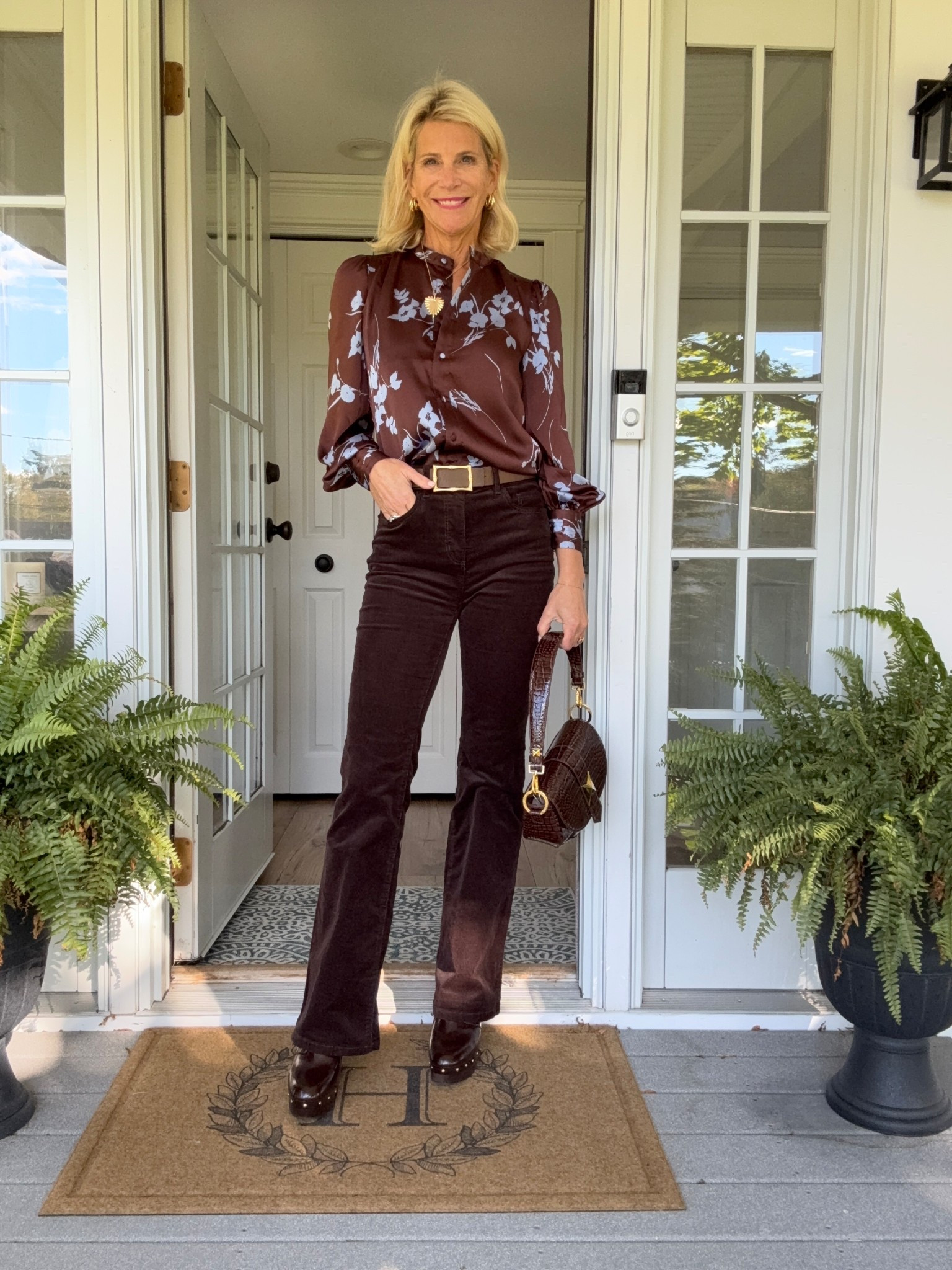 I love this brown on brown for Fall ❤️

#LTKFindsUnder50 #LTKStyleTip #LTKOver40