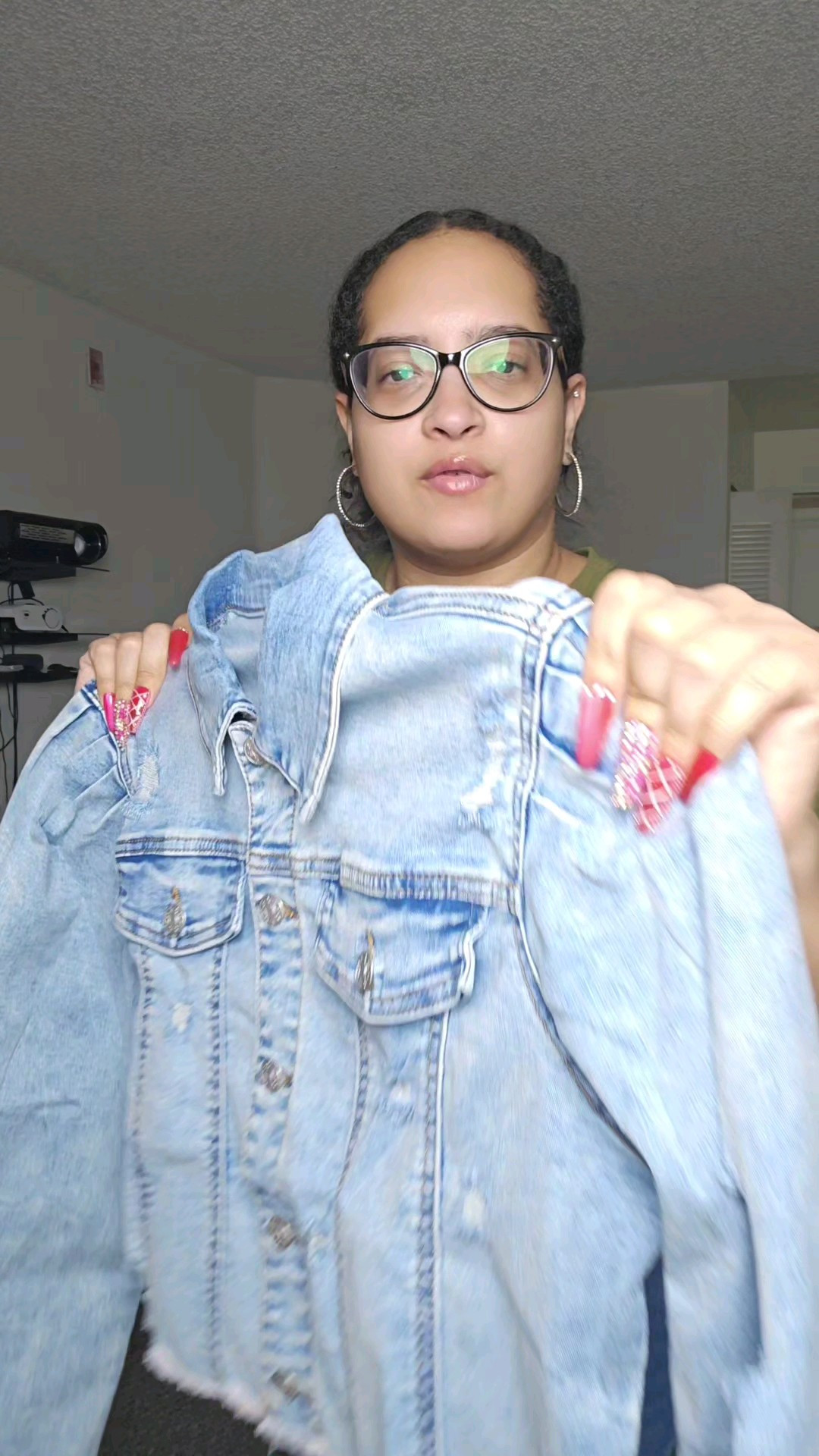 This demin jacket is so cute!You can style it however you want. It has a bit of a stretch to it, and the quality is amazing. They even have different shades available. It does have a loose style so I'd you wanted it fitted then size down. It's currently on sale too so don't miss out!Be sure to follow to stay up to date with my favorites finds and deals. #deminjacket #jeanjacket #jeanjackets #jeanjacketstyle #tryon #fashion #tall #stylingtip #clothesforwomen #amazonfinds #ootd

#LTKStyleTip #LTKSaleAlert #LTKFindsUnder50