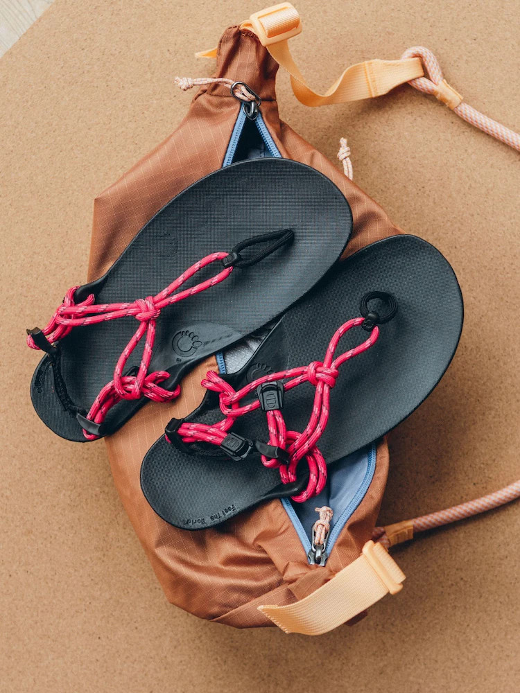 Framboos/Zwart - Xero Barefoot Genesis Sandals | Next EU