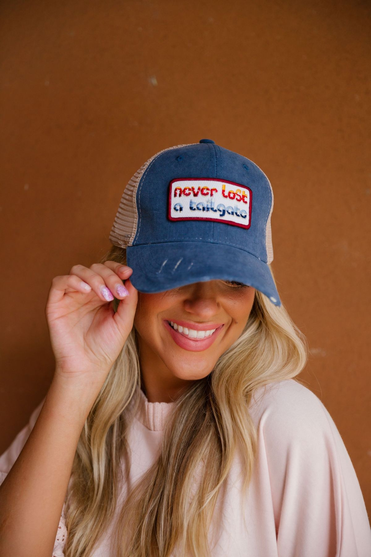 NEVER LOST A TAILGATE PATCH HAT | Judith March