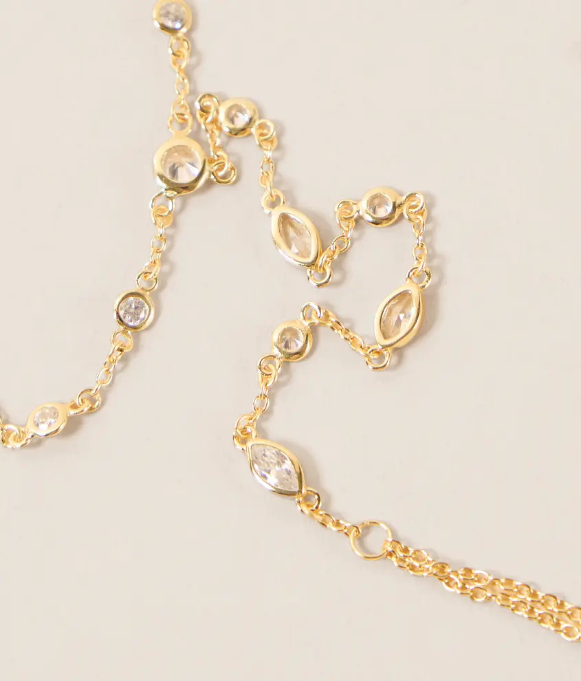 Seraphine Hand Chain | Buckle