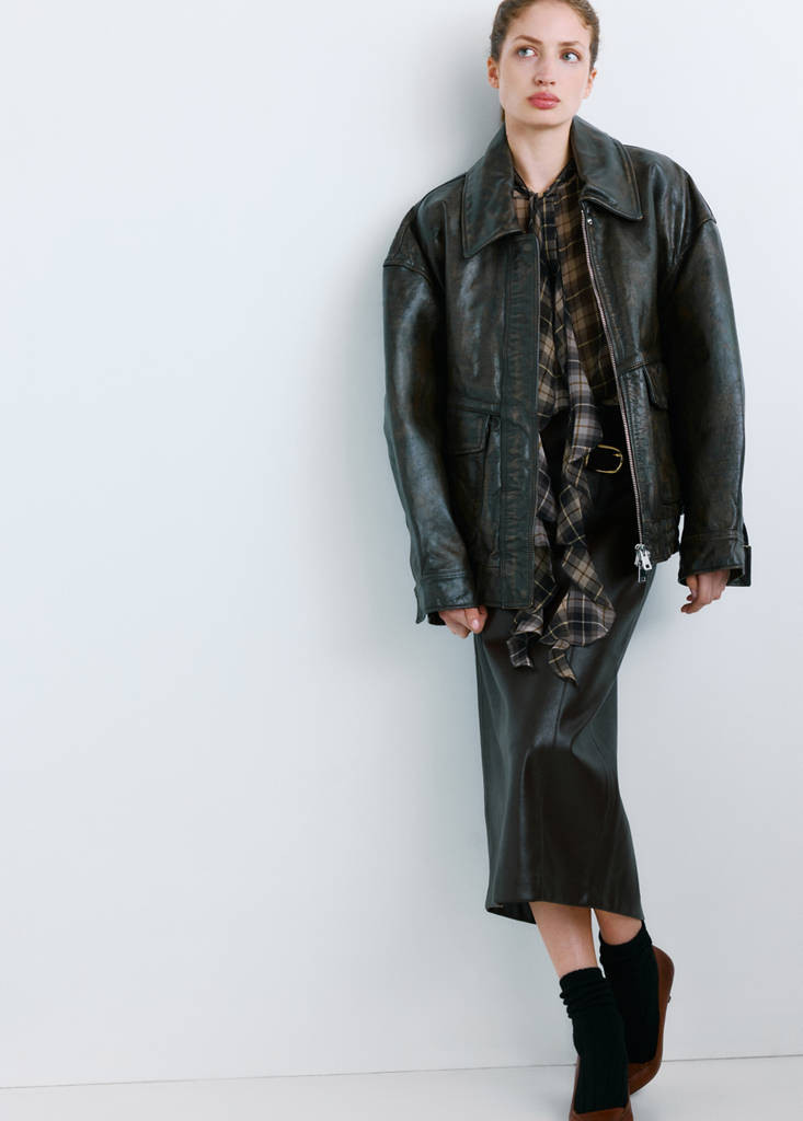 Blouse with check pattern and foulard collar black - Woman - 4 - MANGO | Mango (US/MX/AU)