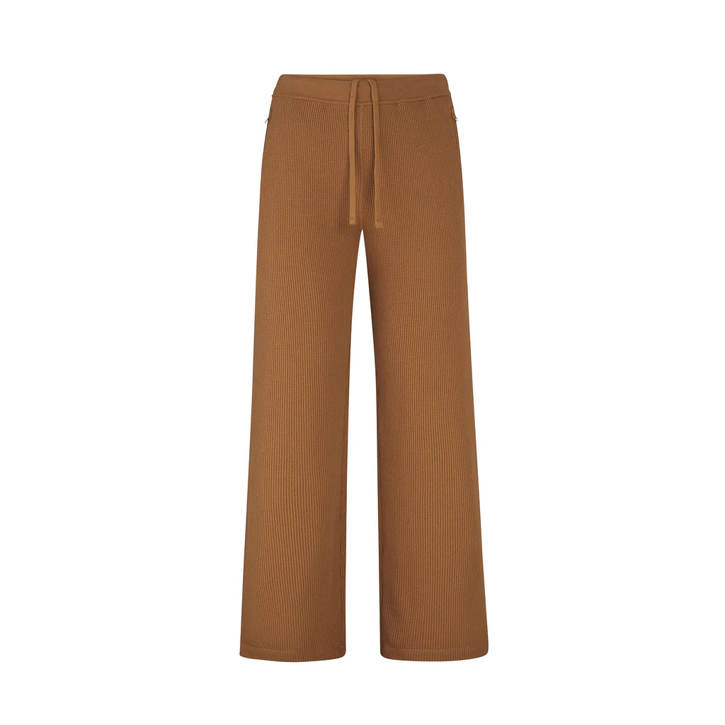 WAFFLE LOOSE PANT | CAMEL | SKIMS (US)
