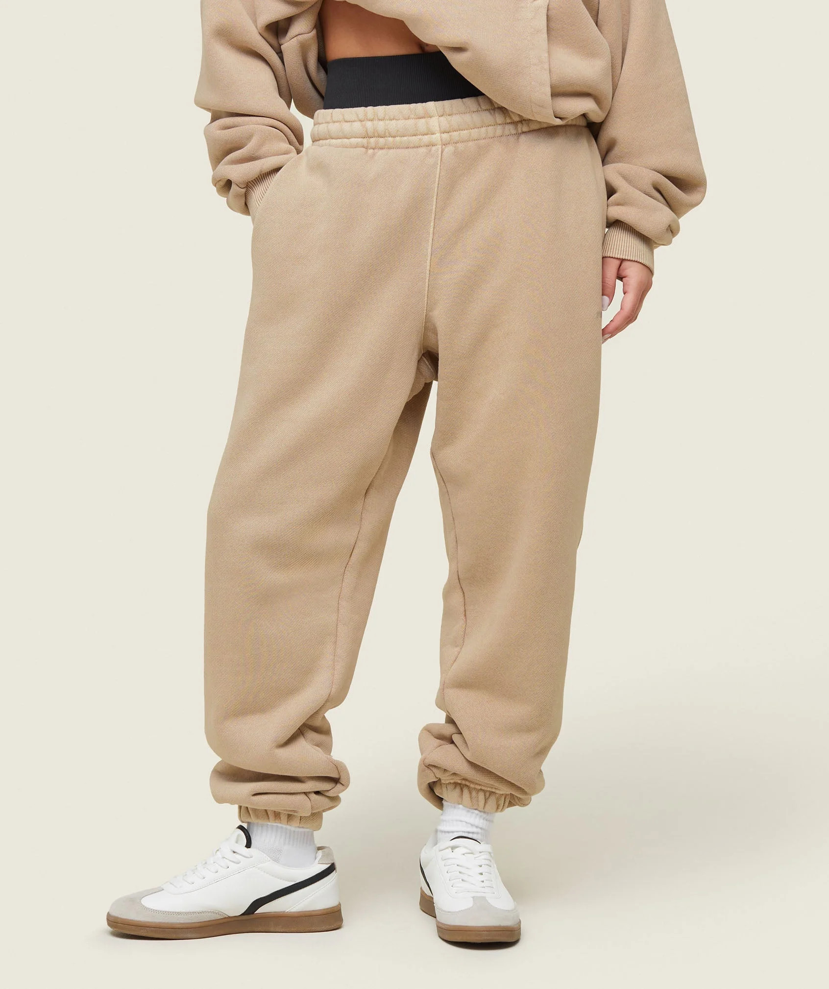 everywear Relaxed Joggers | Gymshark US