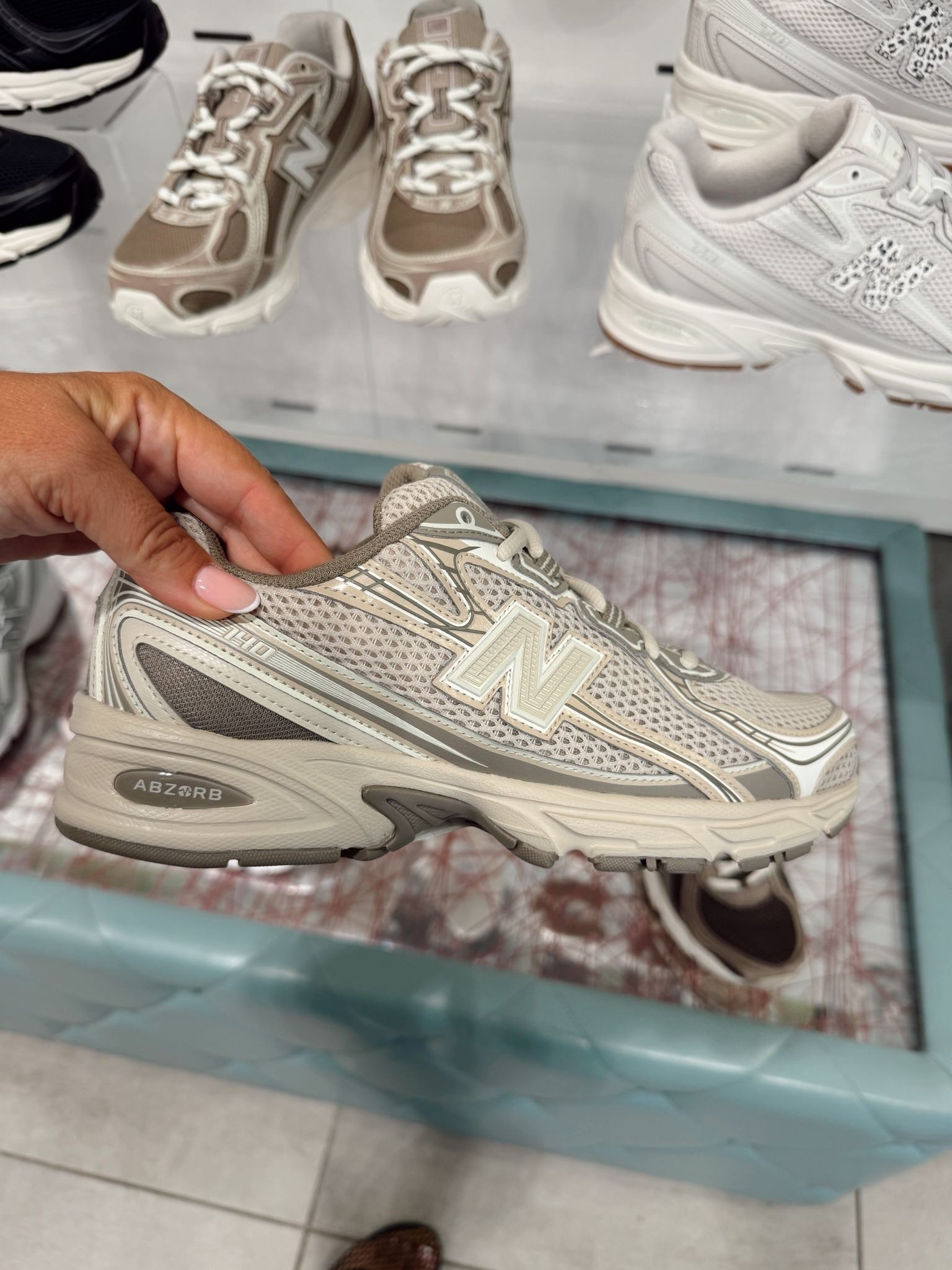 My fave trainers for autumn that go with everything 👟

New balance, footwear, autumn shoes, trainers, neutral, wardrobe staple

#LTKuk #LTKautumn #LTKshoes