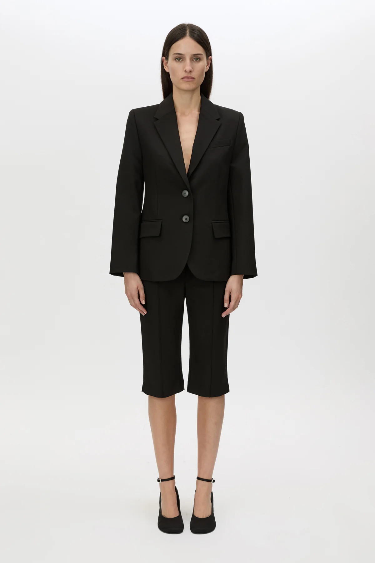 Mackinley Capri Pant in Black - CAMILLA AND MARC® C&M | CAMILLA AND MARC (ANZ)