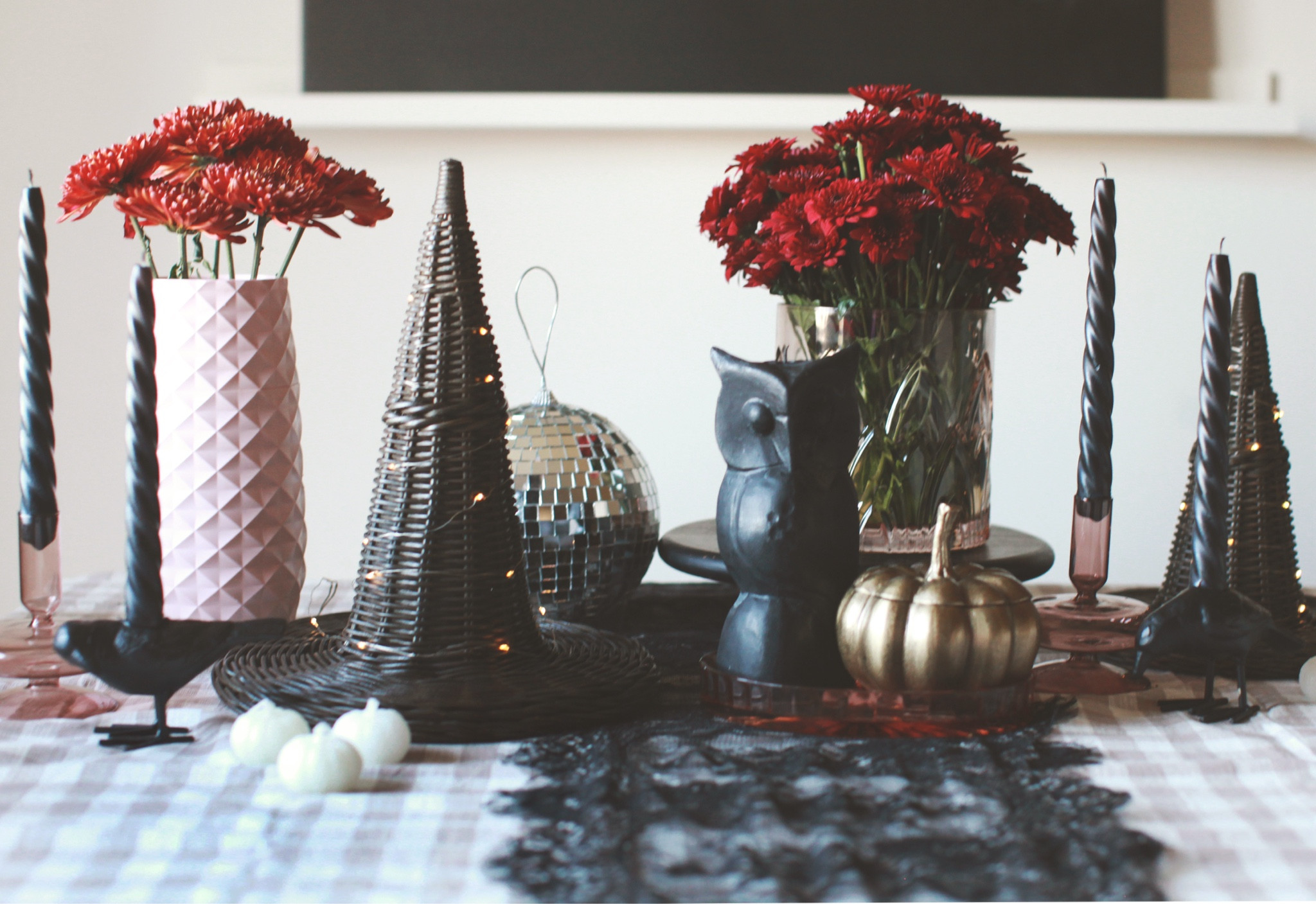 Today is the last day to grab these wicker witch hats for 50% off AND free shipping! These are such great quality I see myself passing them down to my own kids one day. They will never go out of style 🖤


#LTKHome #LTKHalloween #LTKSeasonal