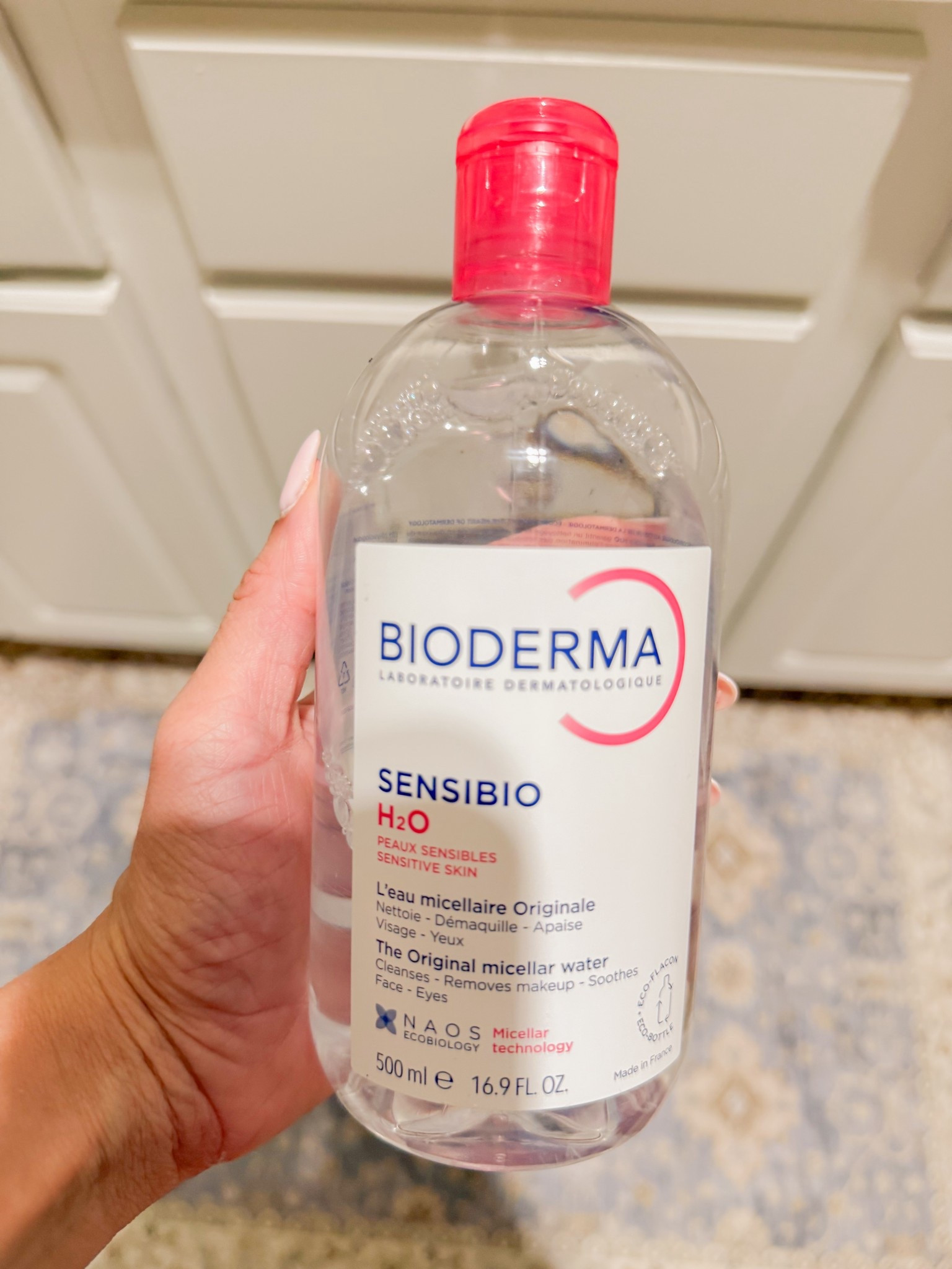 My holy grail makeup remover ✨
Bioderma Sensibio H2O Micellar Water is the only thing that removes makeup without irritating my skin. No rinsing, super gentle, and leaves your skin feeling so clean. Linking it in my LTK because it’s a staple! 💧 

#LTKstorytime #LTKselfcare #LTKdayinmylife