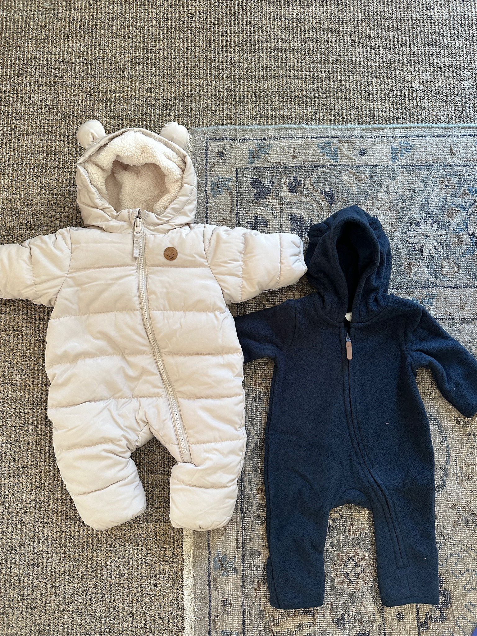 Baby winter onesies✨🤍❄️ got these from H&M and super affordable🙌🏽

H&M, onesie, layers, coat, warm clothes for baby, hooded onesie, H&M, newborn clothes, infant clothes, winter fashion for baby, Grace White, A Southern Drawl 

#LTKBump #LTKFamily #LTKBaby