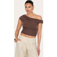 Brown Asymmetric Ruched Top | PrettyLittleThing US