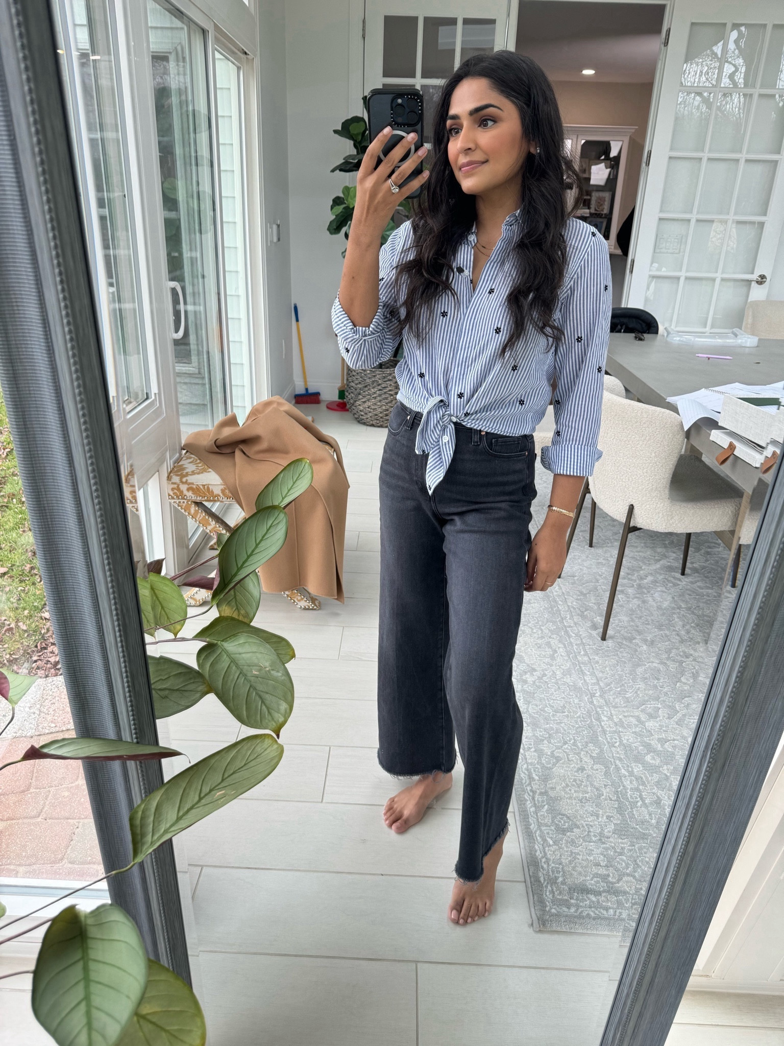 Love this soft and easy button down shirt with wide leg jeans ! Small in the shirt ! 

#LTKHoliday #LTKstyletip #LTKSeasonal