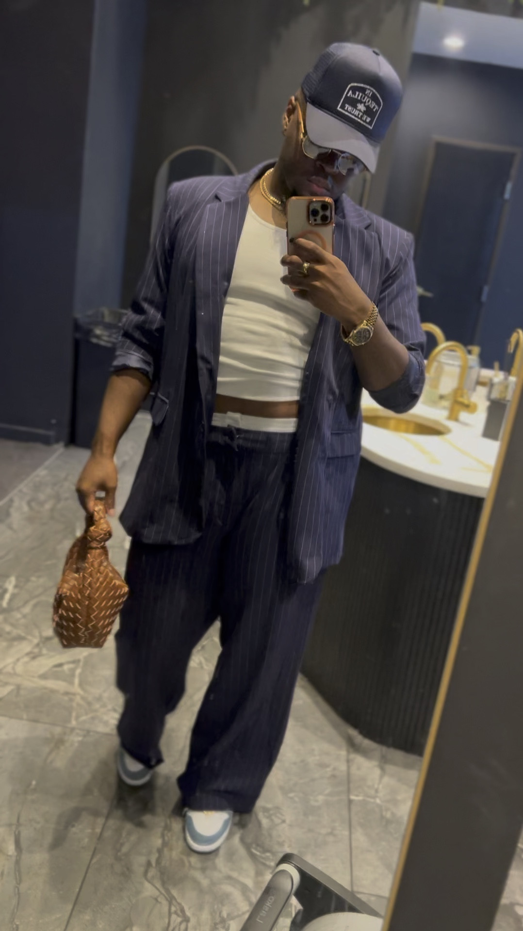 Bossy Brunch Bae💙

#LTKFindsUnder100 #LTKSeasonal #LTKStyleTip