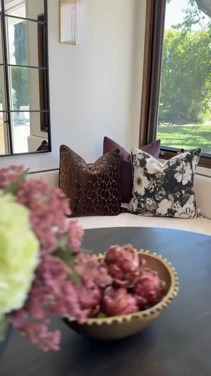 Amazon fall pillow refresh! These pillow covers add the perfect color pop to transition to 🍁

#LTKSeasonal #LTKHome #LTKdayinmylife