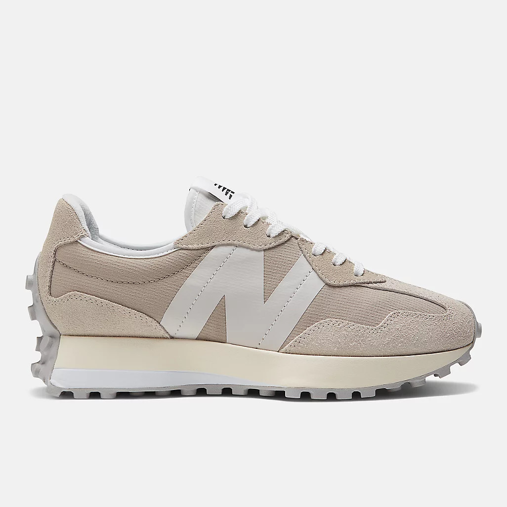 327 | New Balance Canada