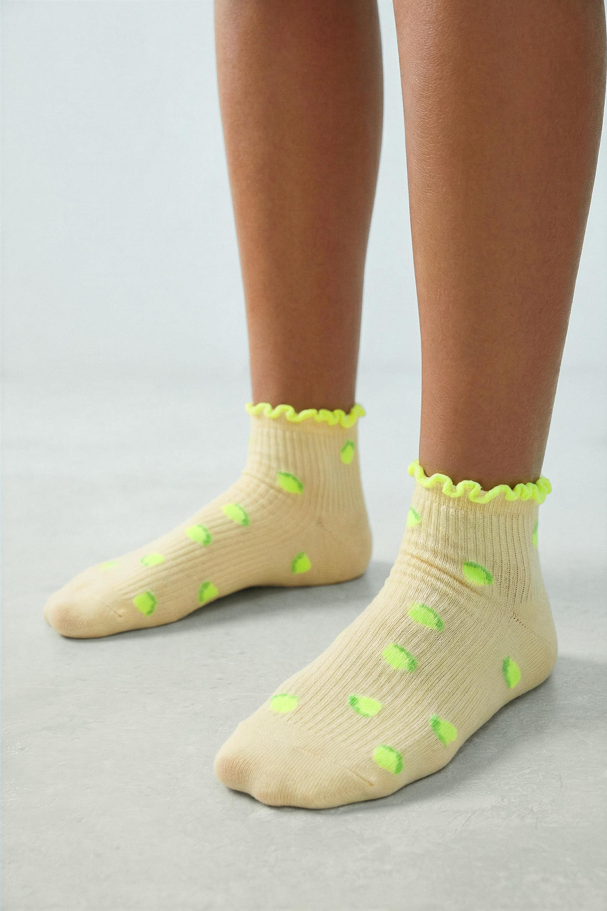 THREE-PACK OF FRUIT TERRY ANKLE SOCKS | Zara US